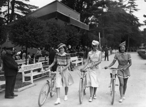 The Jardin d'Acclimatation in 1938
